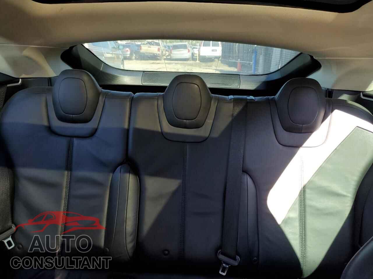 TESLA MODEL S 2013 - 5YJSA1AG2DFP06417