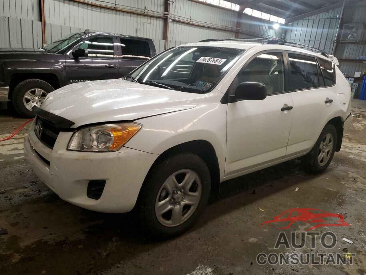 TOYOTA RAV4 2010 - JTMBF4DV9AD030757