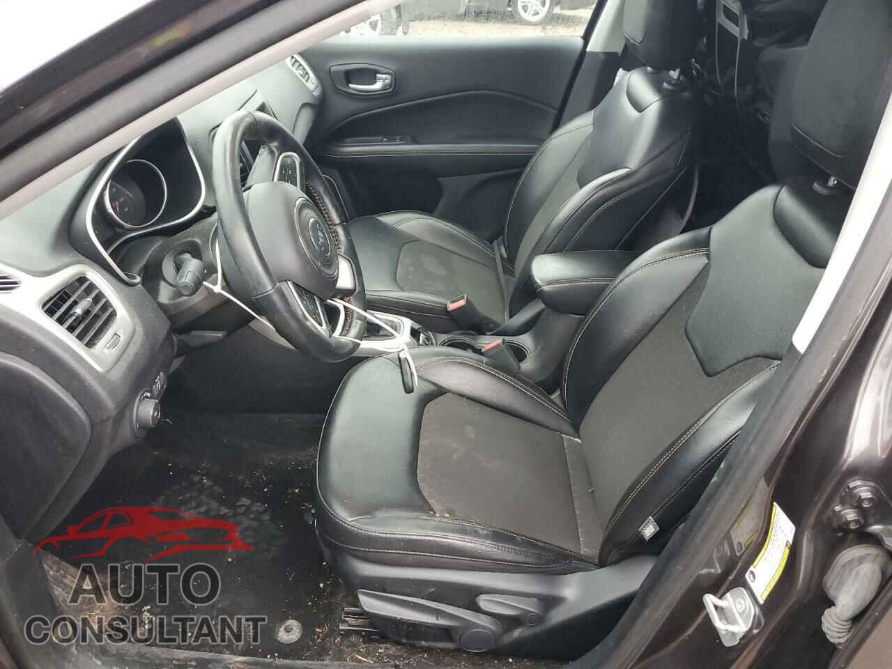 JEEP COMPASS 2020 - 3C4NJDBB9LT149183