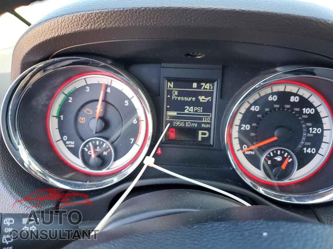 DODGE DURANGO 2013 - 1C4SDJET2DC505175