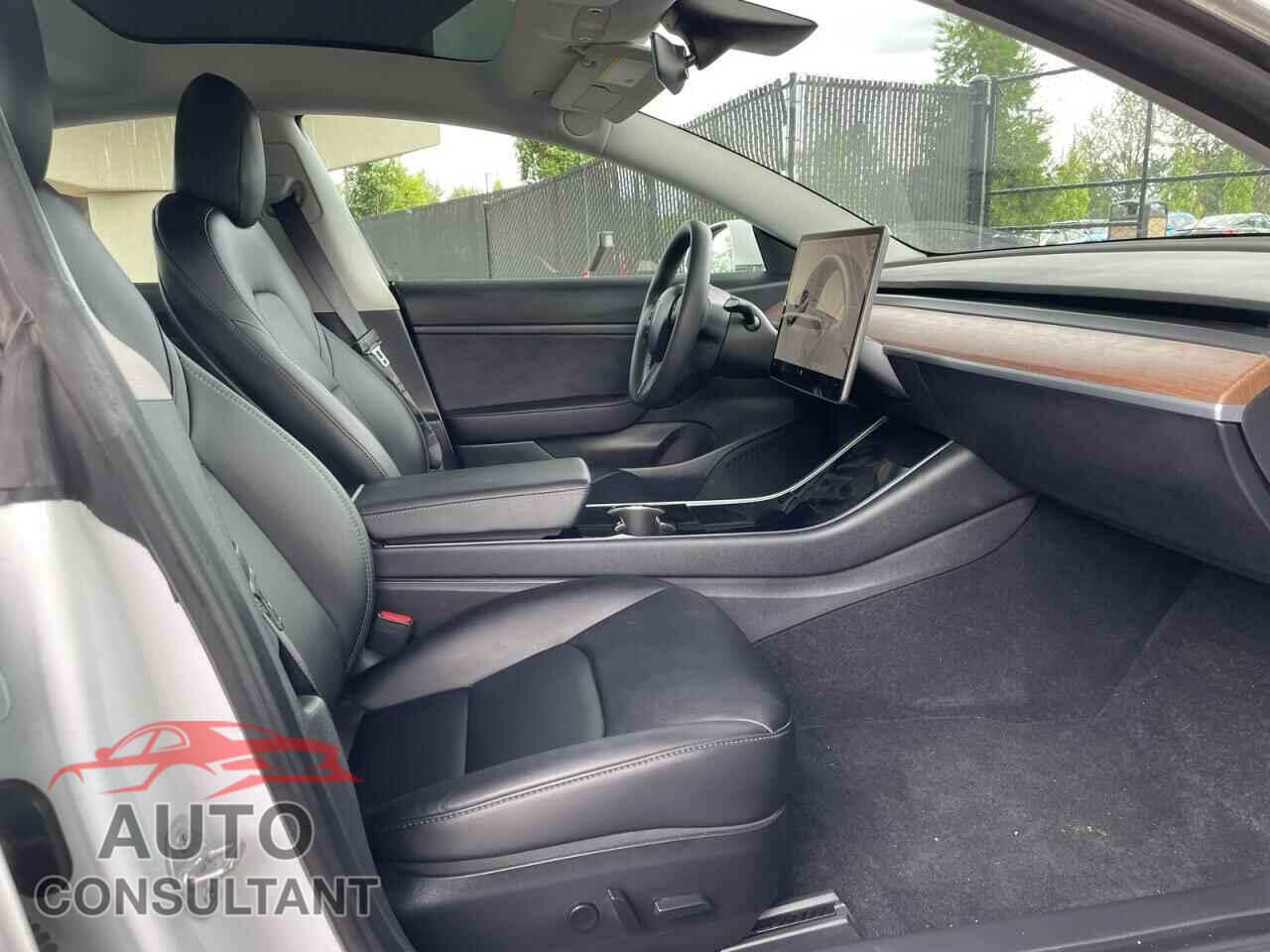 TESLA MODEL 3 2020 - 5YJ3E1EA6LF804430