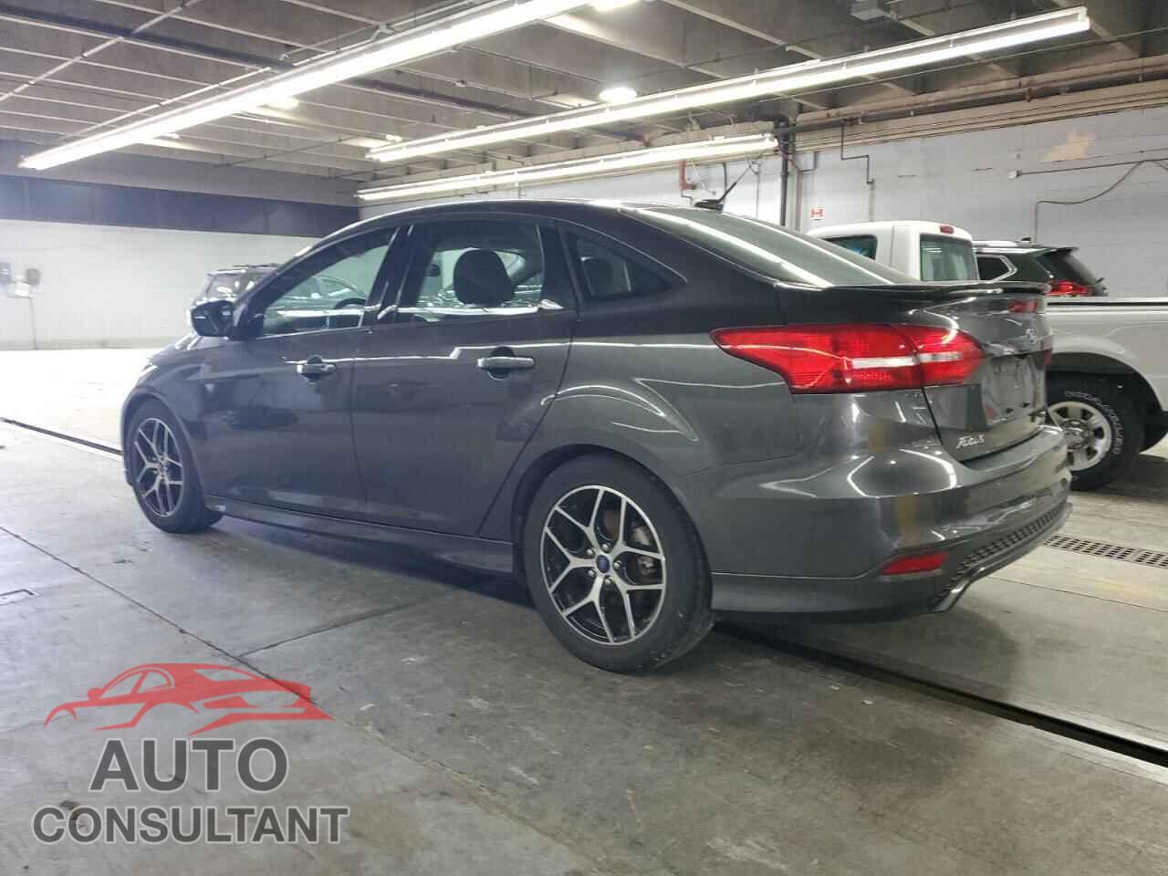 FORD FOCUS 2015 - 1FADP3FE8FL355142