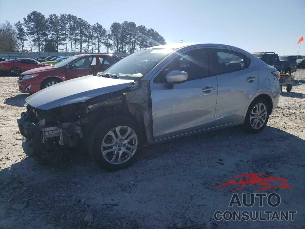 TOYOTA YARIS 2017 - 3MYDLBYV0HY195105