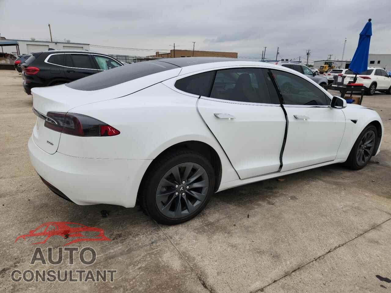TESLA MODEL S 2018 - 5YJSA1E26JF288258