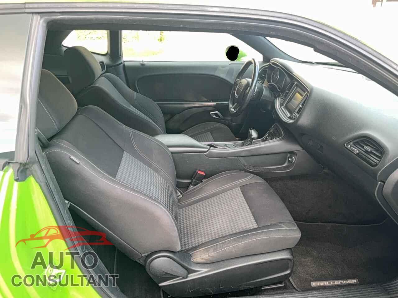 DODGE CHALLENGER 2015 - 2C3CDZAT2FH733237