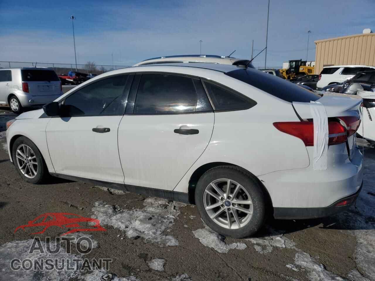 FORD FOCUS 2017 - 1FADP3E26HL315071