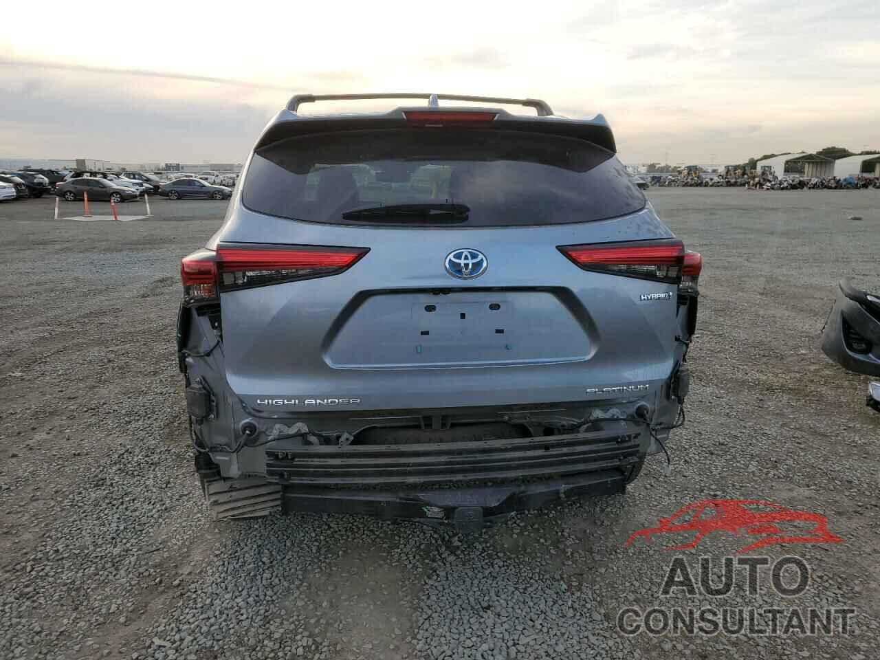 TOYOTA HIGHLANDER 2021 - 5TDEBRCH9MS020417