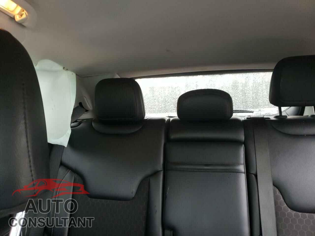 JEEP COMPASS 2019 - 3C4NJCBB1KT651954