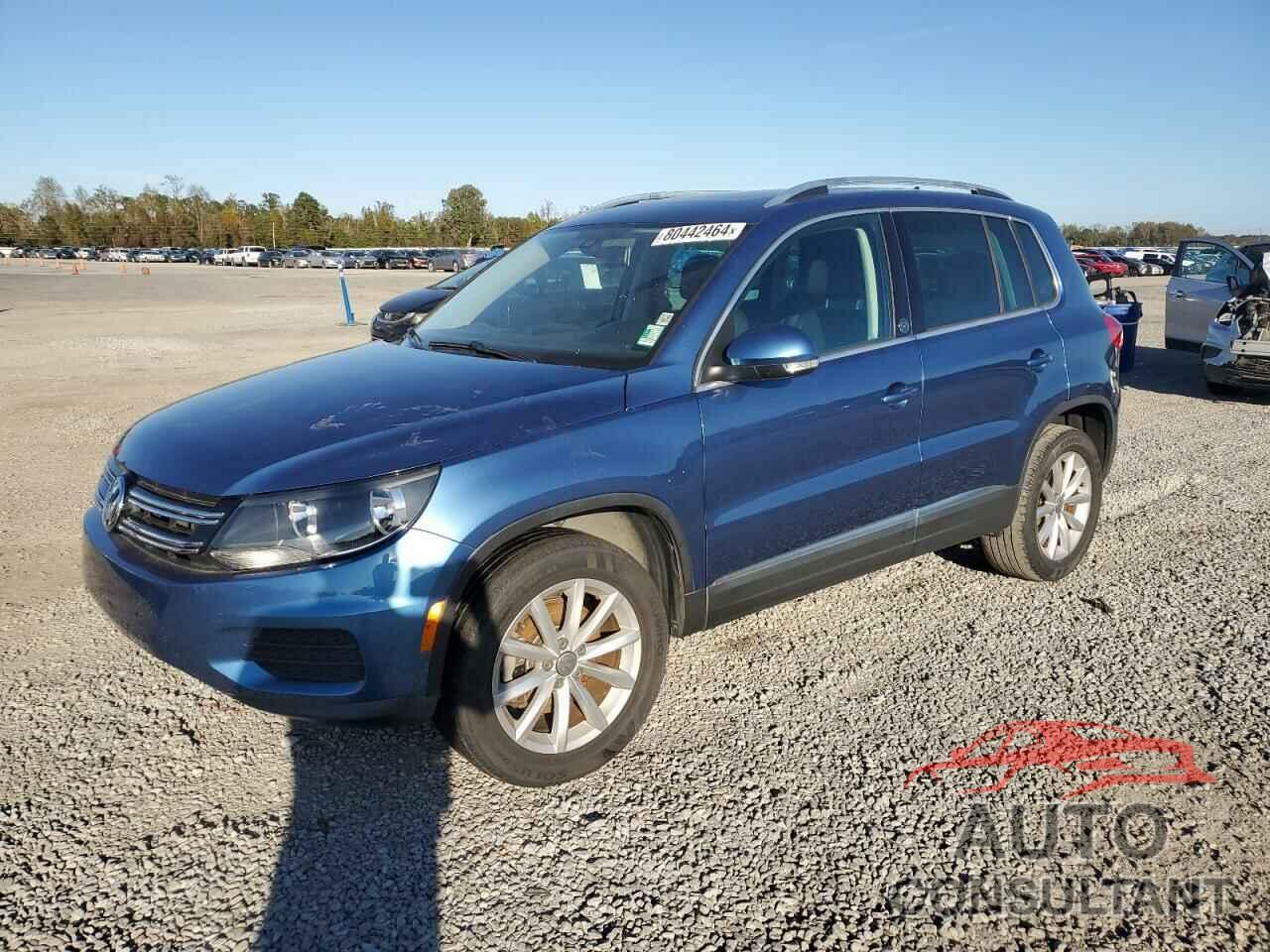 VOLKSWAGEN TIGUAN 2017 - WVGRV7AX1HK005703