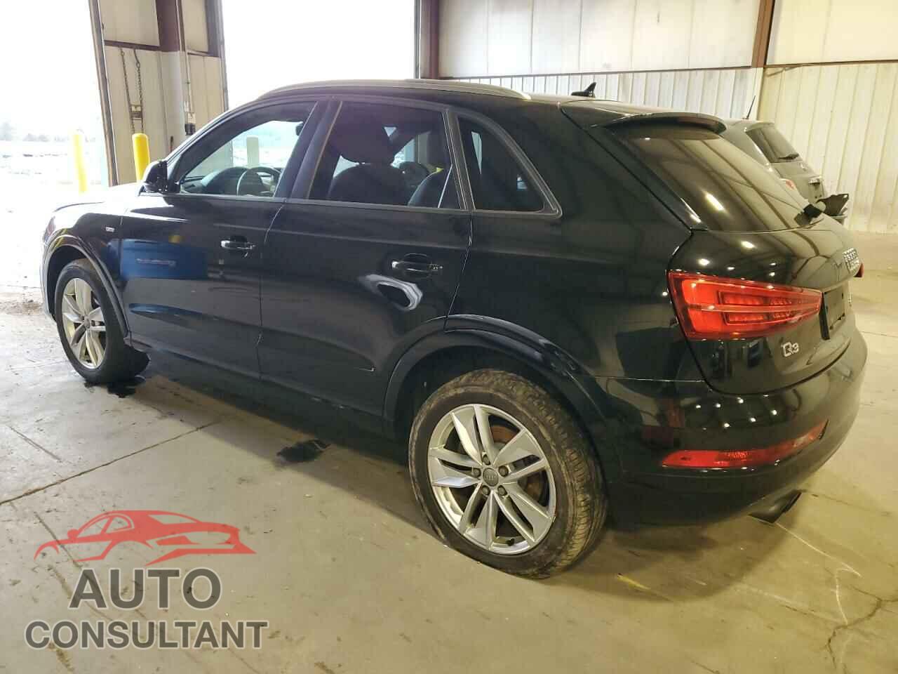 AUDI Q3 2018 - WA1ECCFS1JR009501