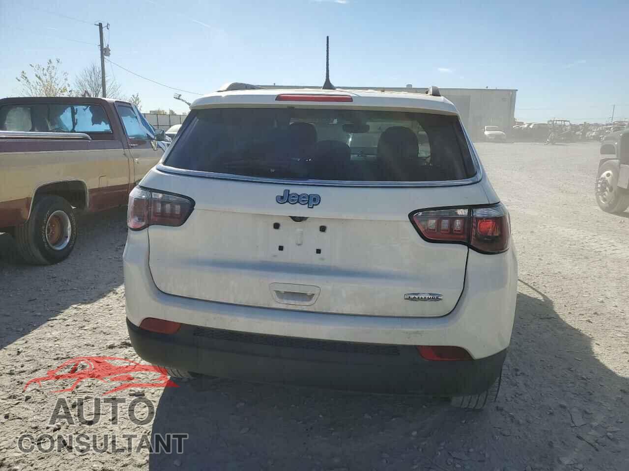 JEEP COMPASS 2018 - 3C4NJCBB0JT194004