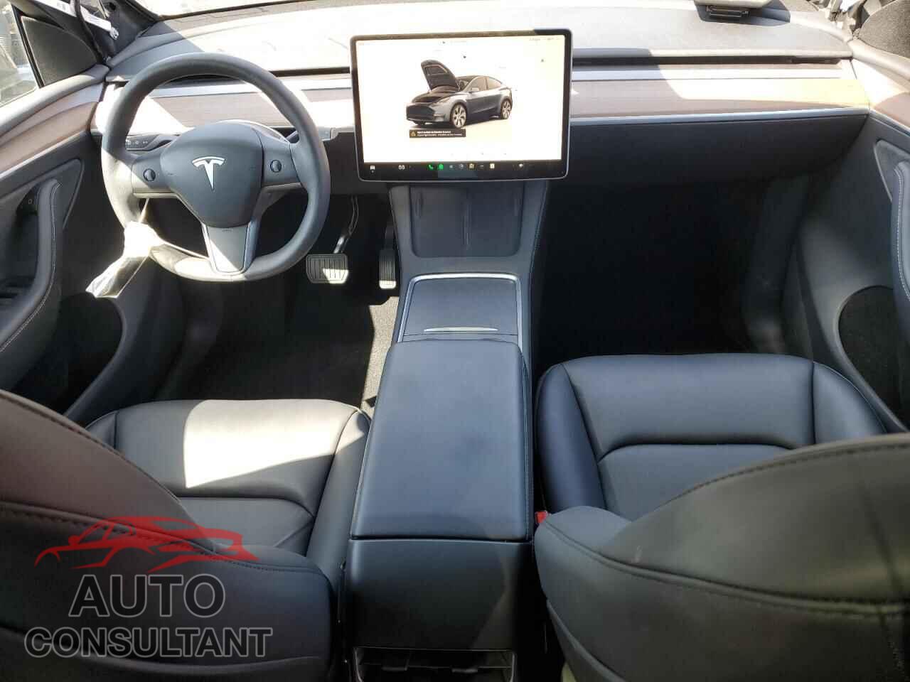 TESLA MODEL Y 2024 - 7SAYGDED1RF092643