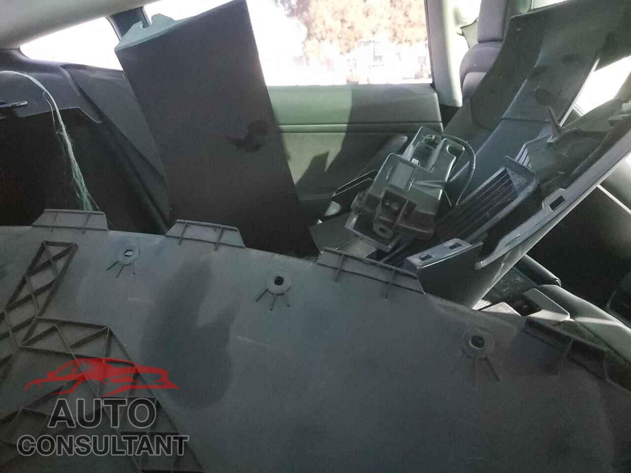 TESLA MODEL 3 2023 - 5YJ3E1EA9PF409812