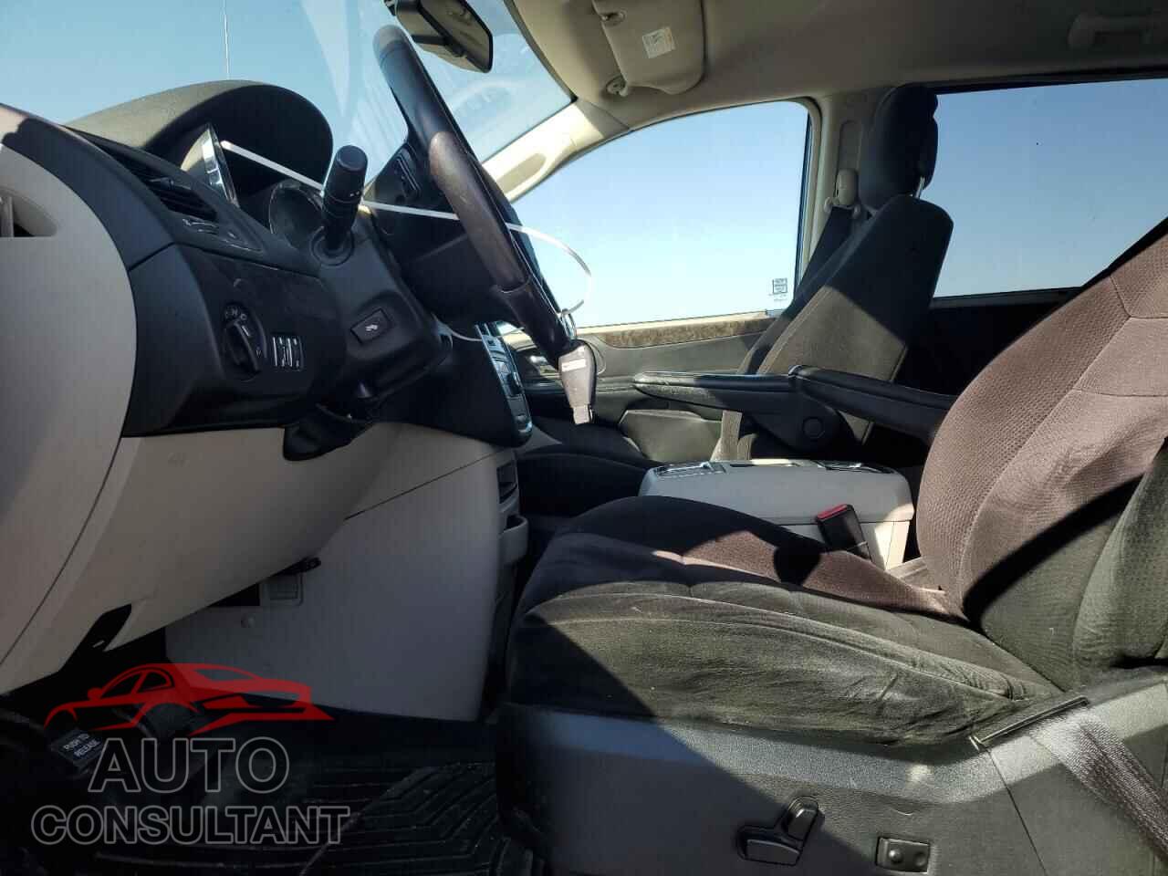 DODGE CARAVAN 2011 - 2D4RN5DGXBR608231