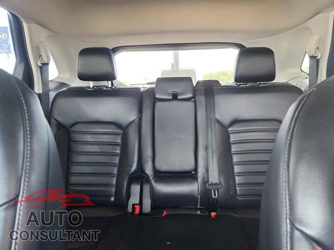 FORD EDGE 2023 - 2FMPK4J91PBA15351