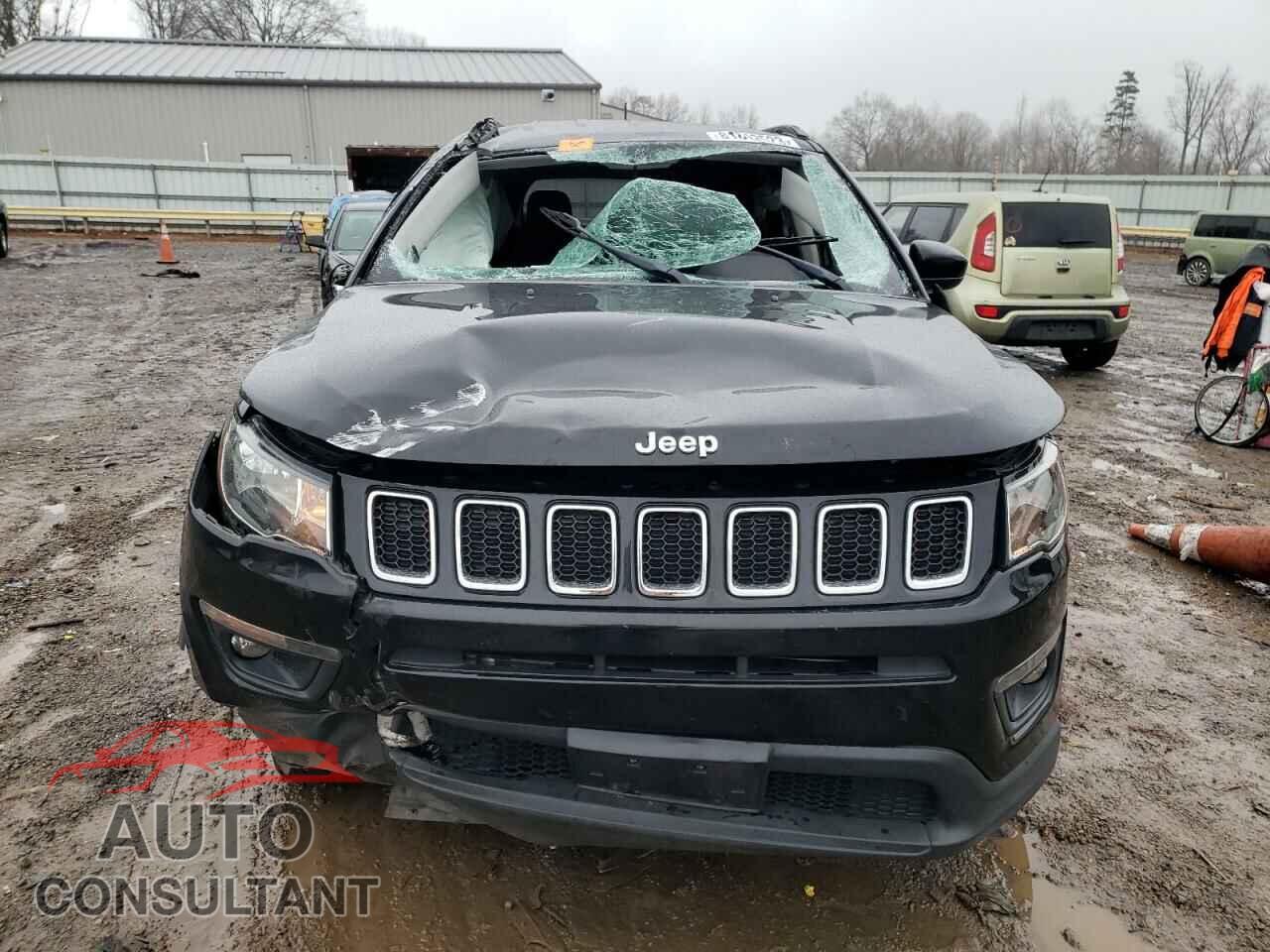 JEEP COMPASS 2019 - 3C4NJDBB9KT678521
