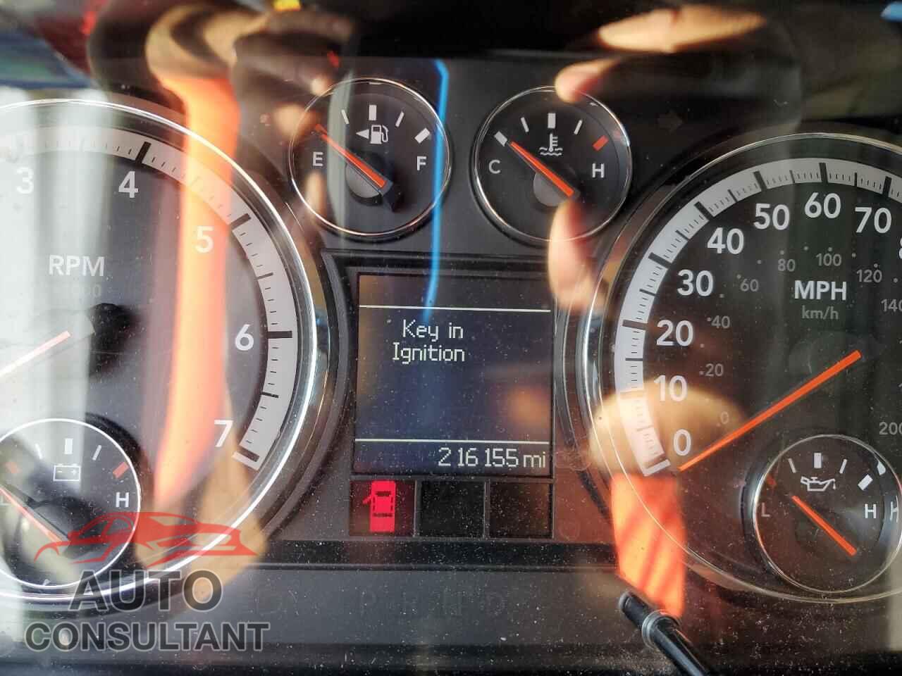 DODGE RAM 1500 2012 - 1C6RD7LT2CS343712