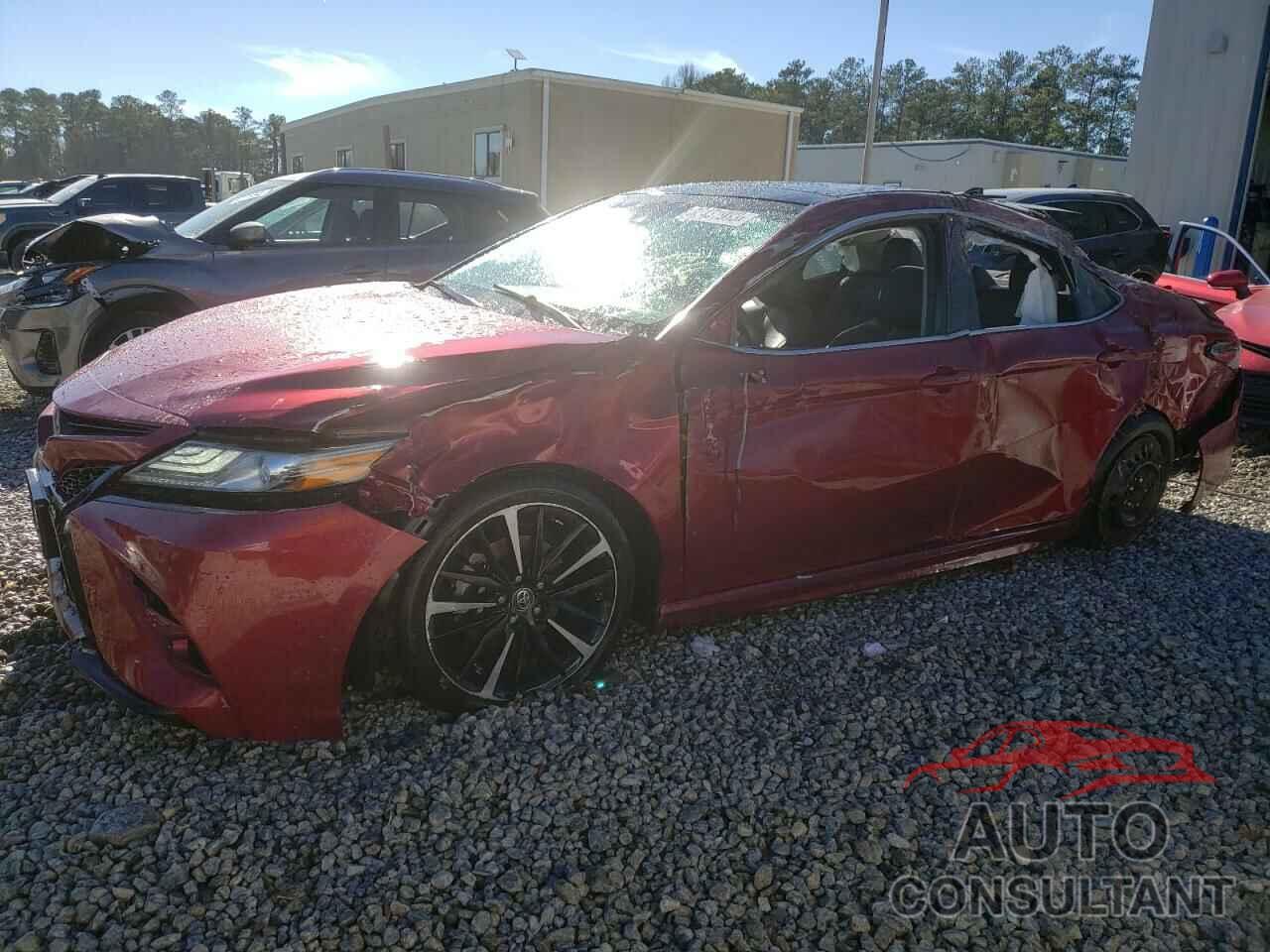 TOYOTA CAMRY 2018 - 4T1B61HK5JU505444