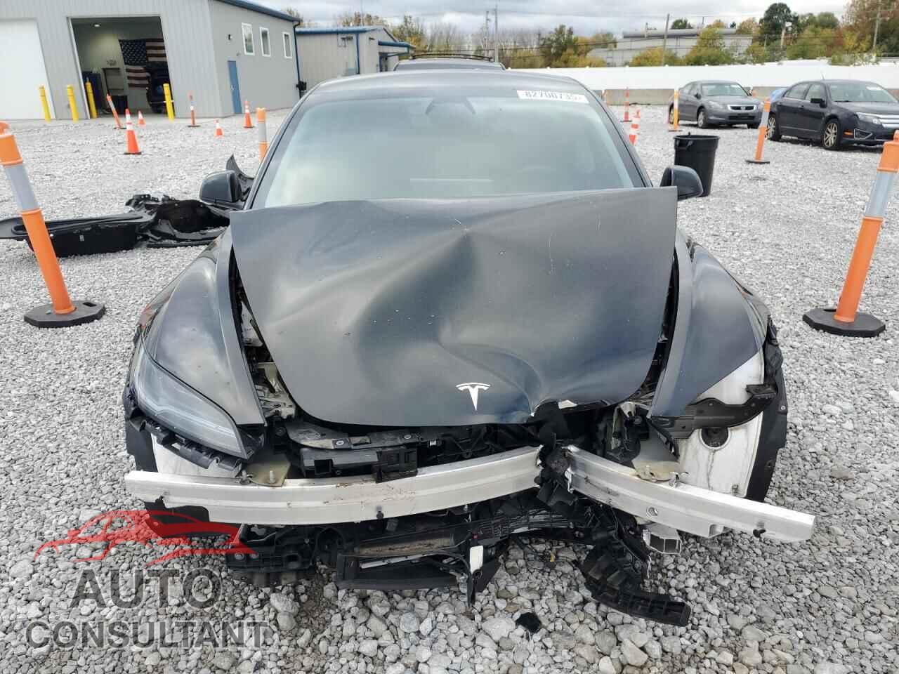 TESLA MODEL 3 2024 - 5YJ3E1EB9RF846690