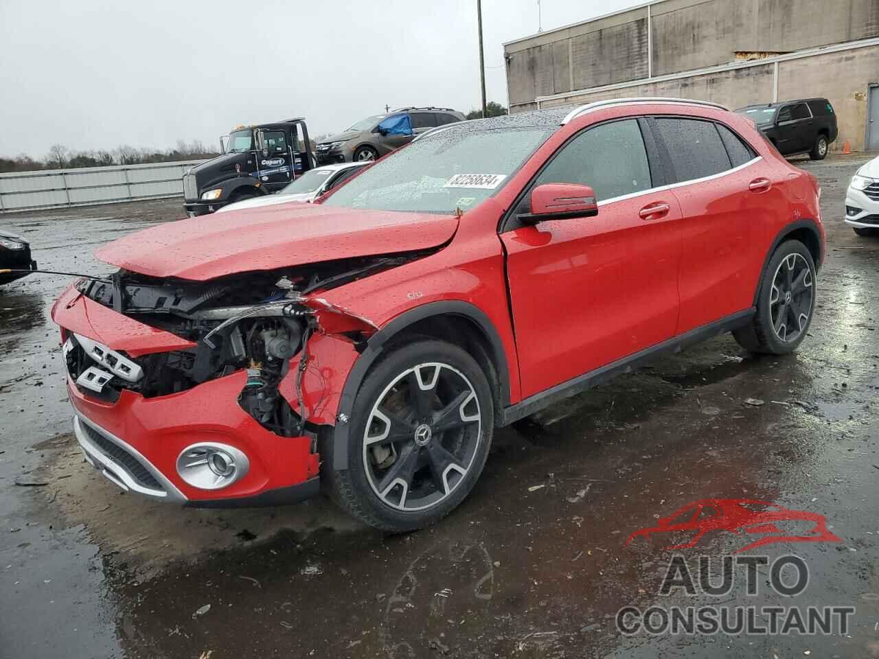 MERCEDES-BENZ GLA-CLASS 2019 - WDCTG4GB6KU016958