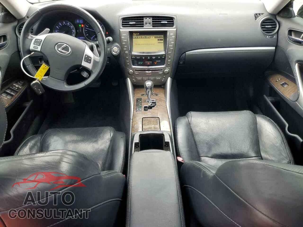 LEXUS IS 2011 - JTHBF5C21B5141973