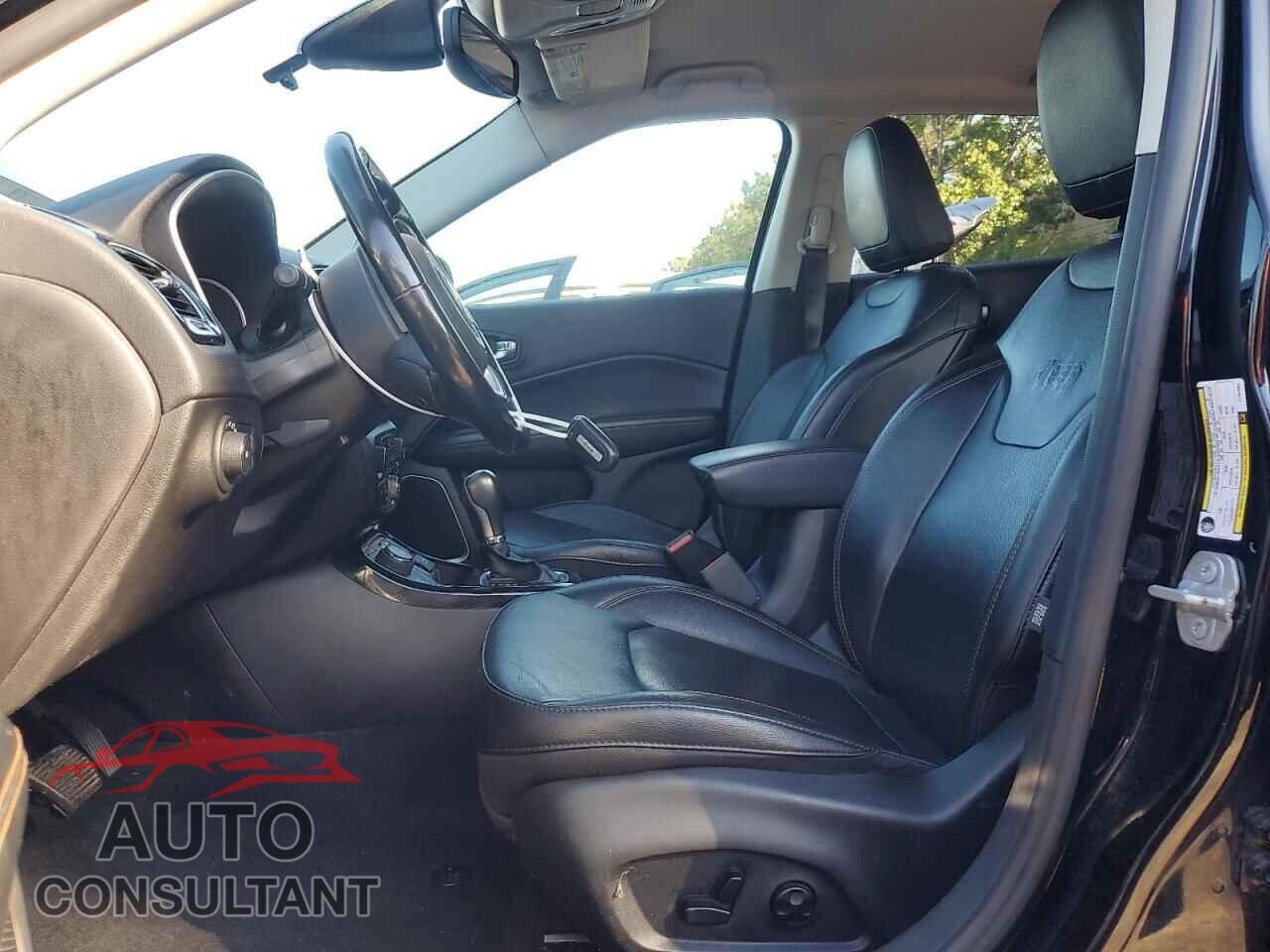 JEEP COMPASS 2020 - 3C4NJDCB5LT161054