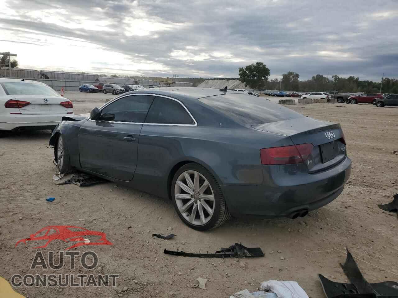 AUDI A5 2010 - WAULFAFRXAA078933