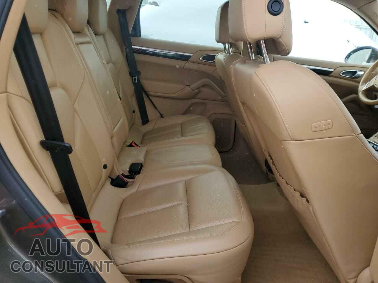 PORSCHE CAYENNE 2011 - WP1AB2A25BLA51410