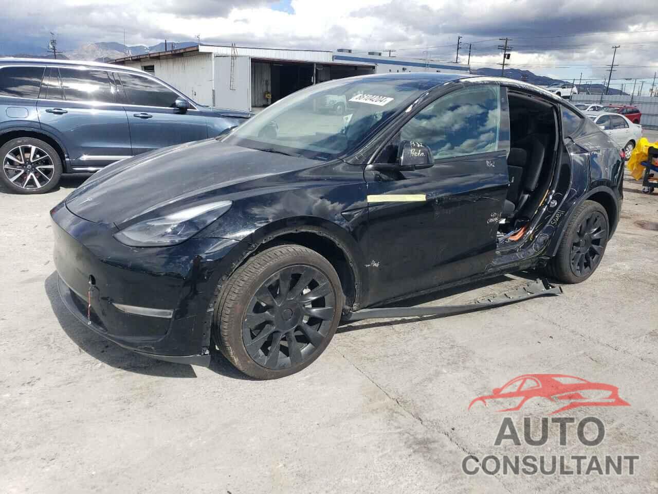 TESLA MODEL Y 2023 - 7SAYGDEE1PA057927