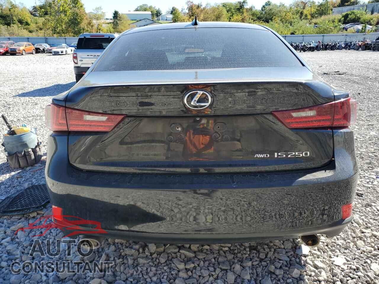 LEXUS IS 2014 - JTHCF1D29E5000116
