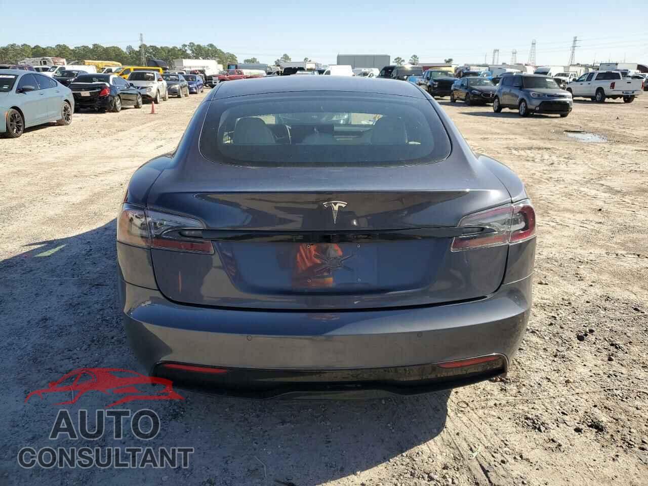 TESLA MODEL S 2022 - 5YJSA1E58NF458989