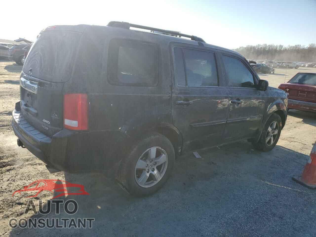 HONDA PILOT 2011 - 5FNYF4H60BB090529