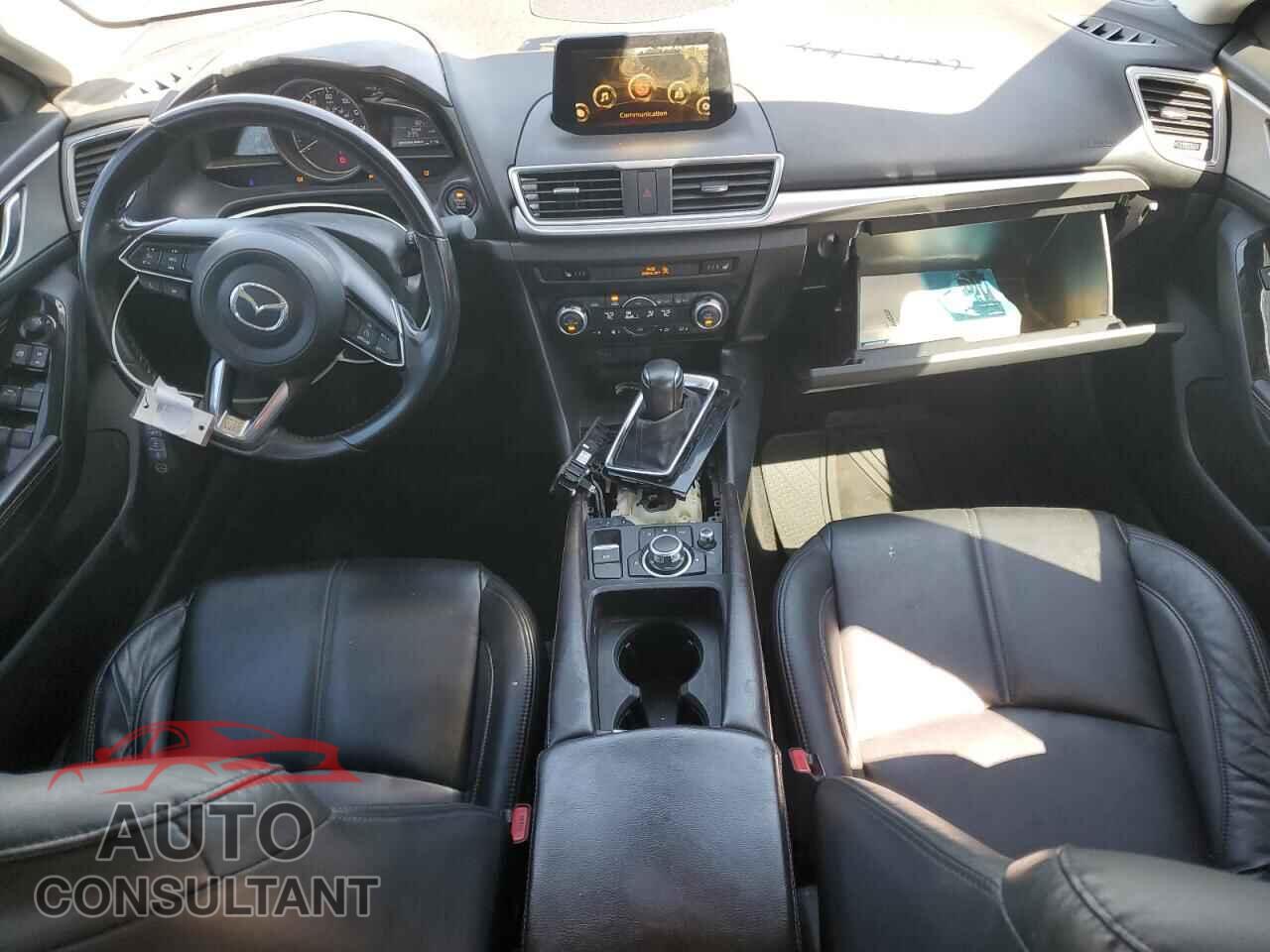 MAZDA 3 2017 - 3MZBN1V70HM110400