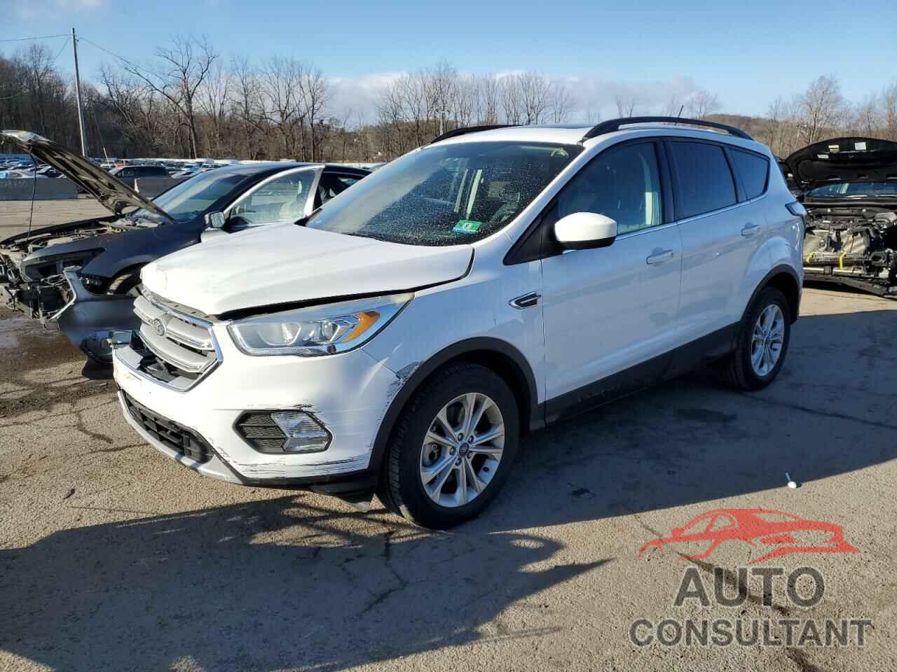 FORD ESCAPE 2018 - 1FMCU9HD8JUA77976
