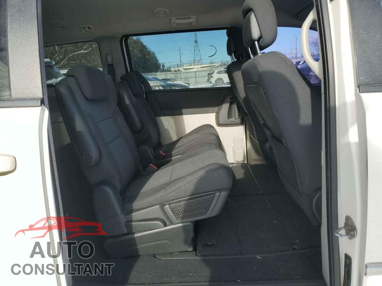 DODGE CARAVAN 2010 - 2D4RN4DE6AR258572