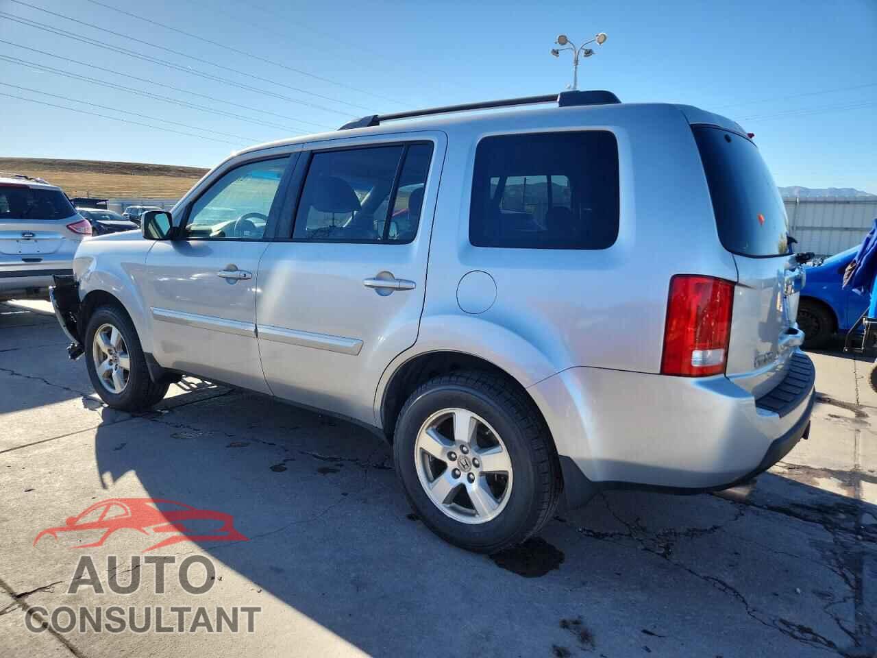 HONDA PILOT 2011 - 5FNYF4H56BB017897
