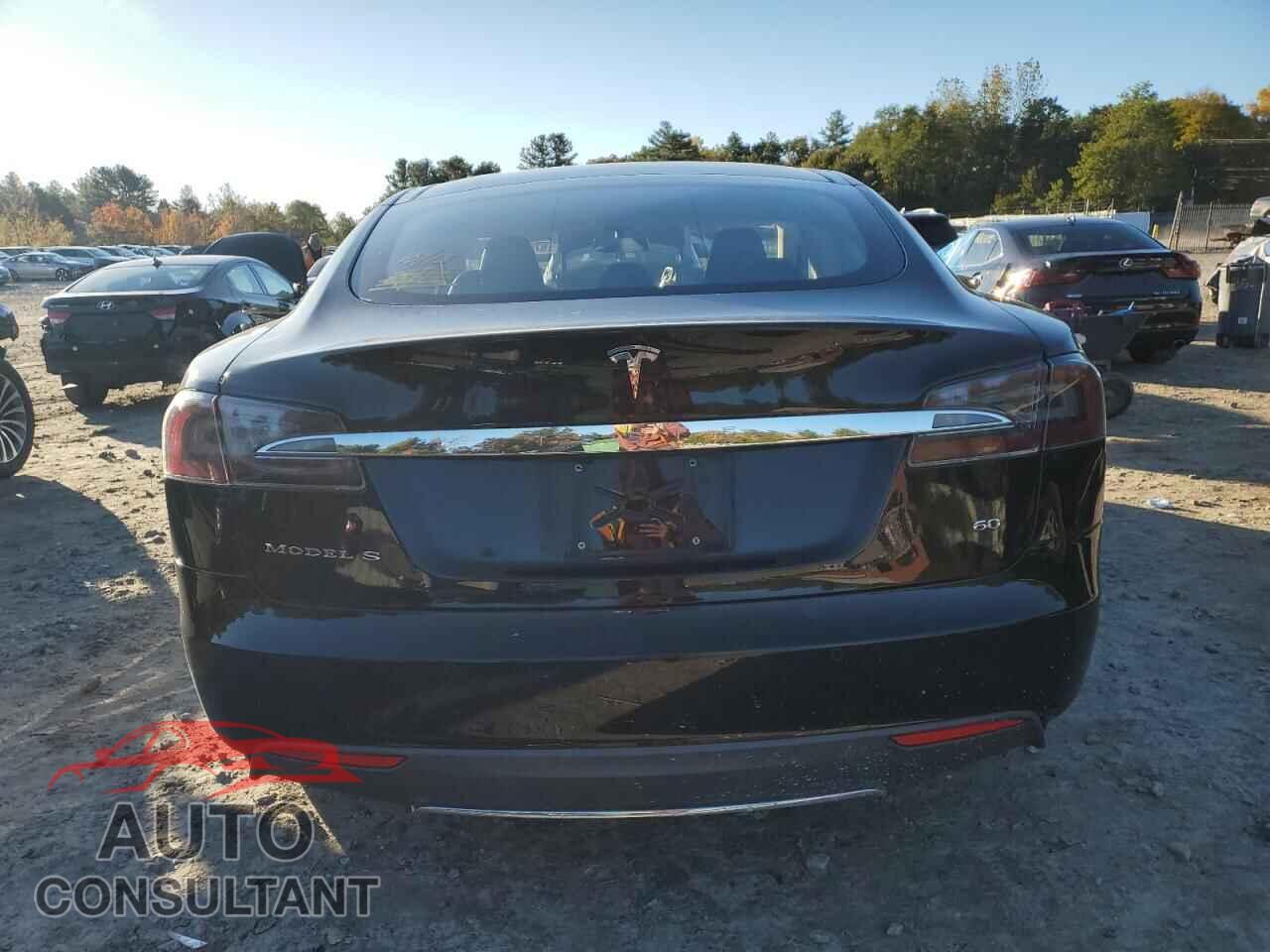 TESLA MODEL S 2014 - 5YJSA1S14EFP50902