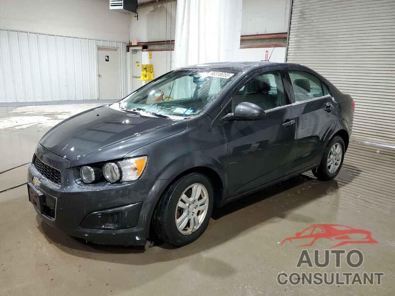 CHEVROLET SONIC 2015 - 1G1JC5SG8F4164917