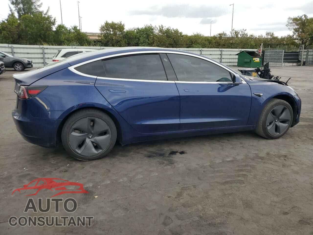 TESLA MODEL 3 2018 - 5YJ3E1EA9JF038111