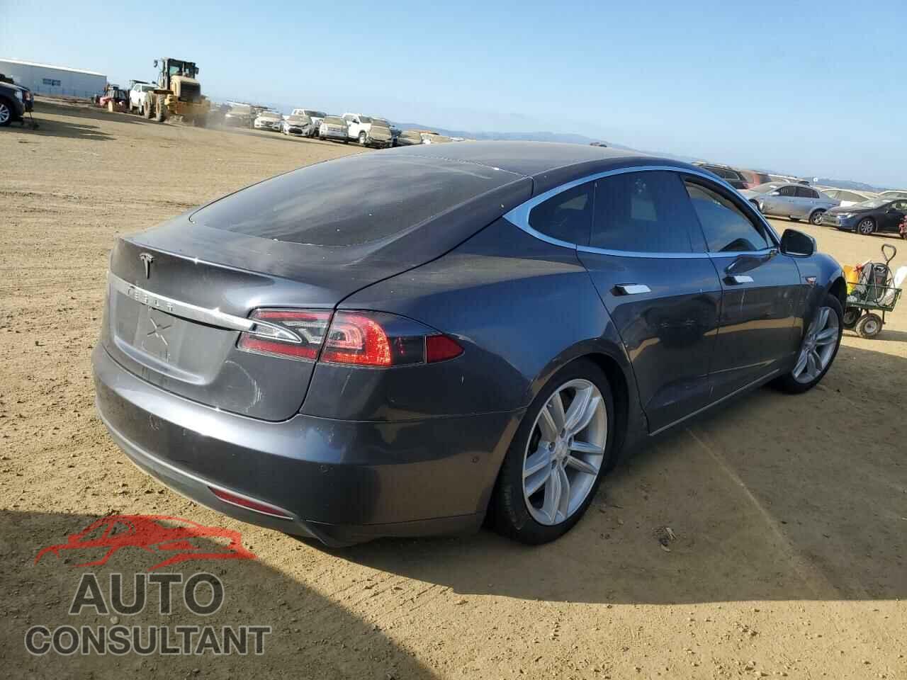 TESLA MODEL S 2014 - 5YJSA1S12EFP66192