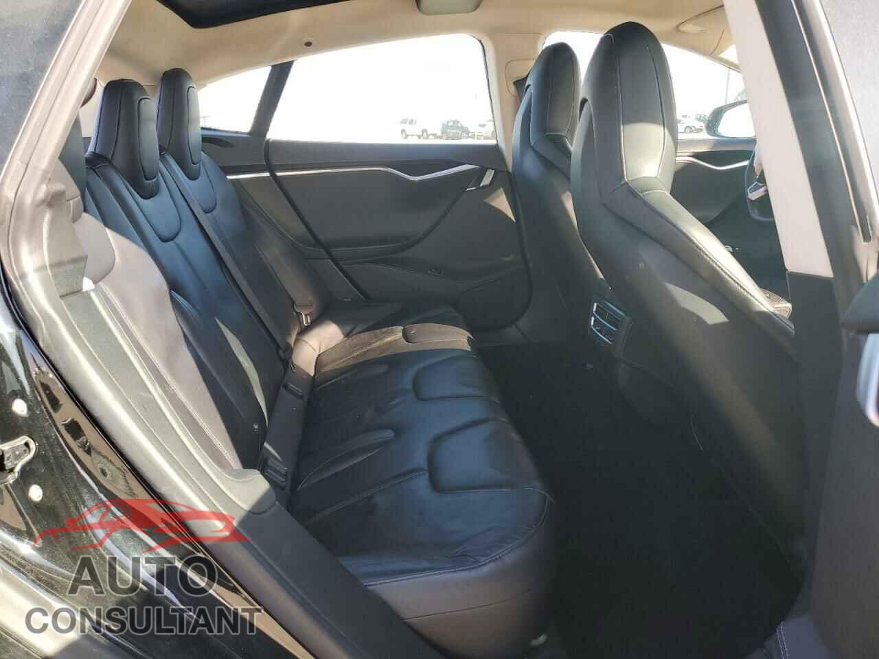 TESLA MODEL S 2015 - 5YJSA1S15FF080696