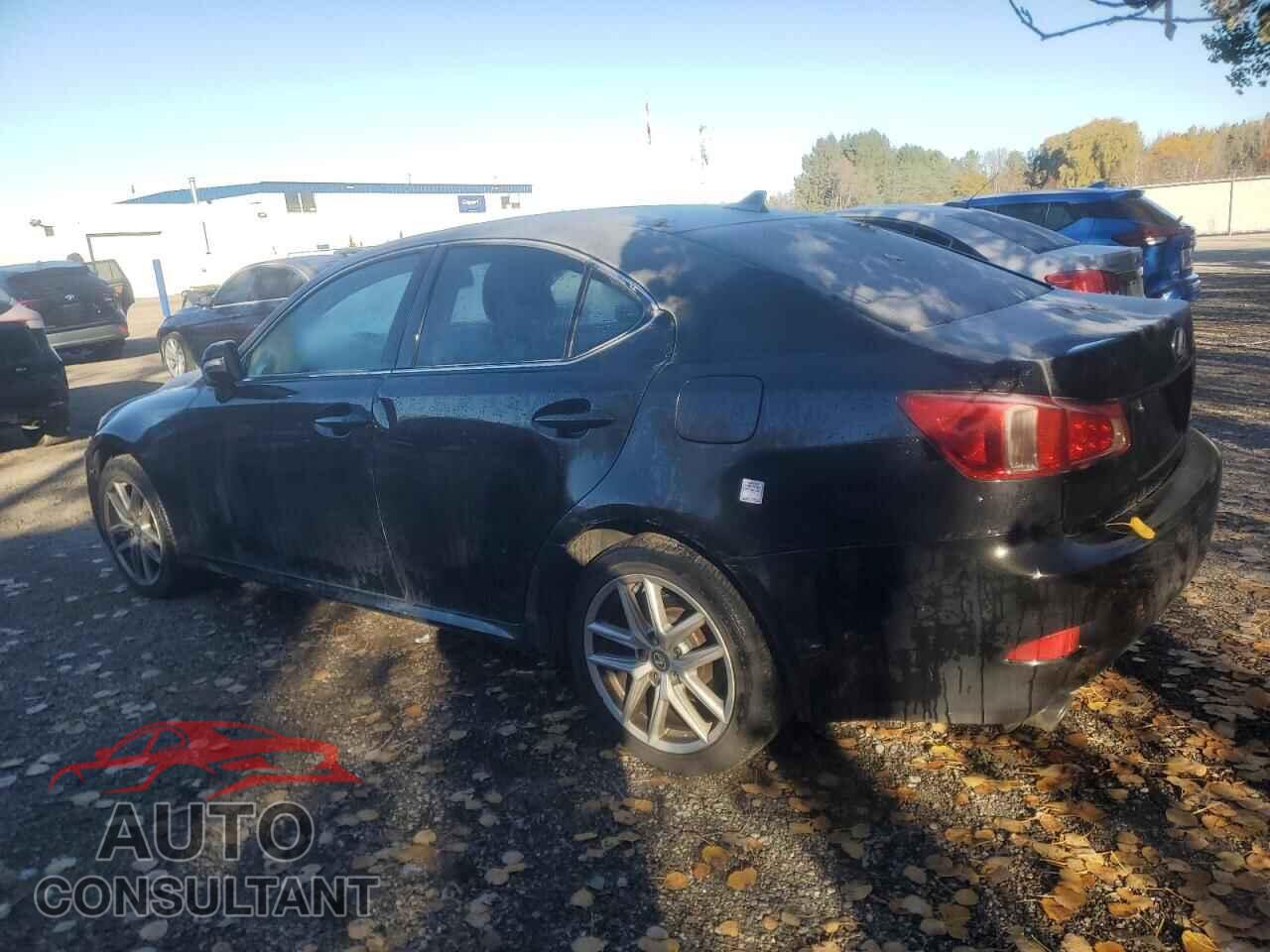 LEXUS IS 2011 - JTHCF5C23B5045167