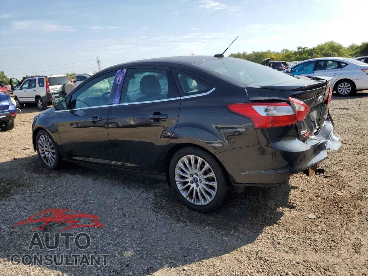 FORD FOCUS 2012 - 1FAHP3J24CL474929