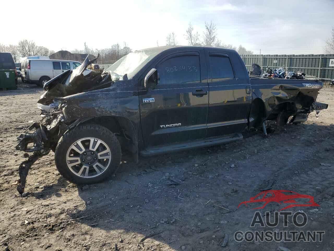 TOYOTA TUNDRA 2018 - 5TFUY5F17JX723246