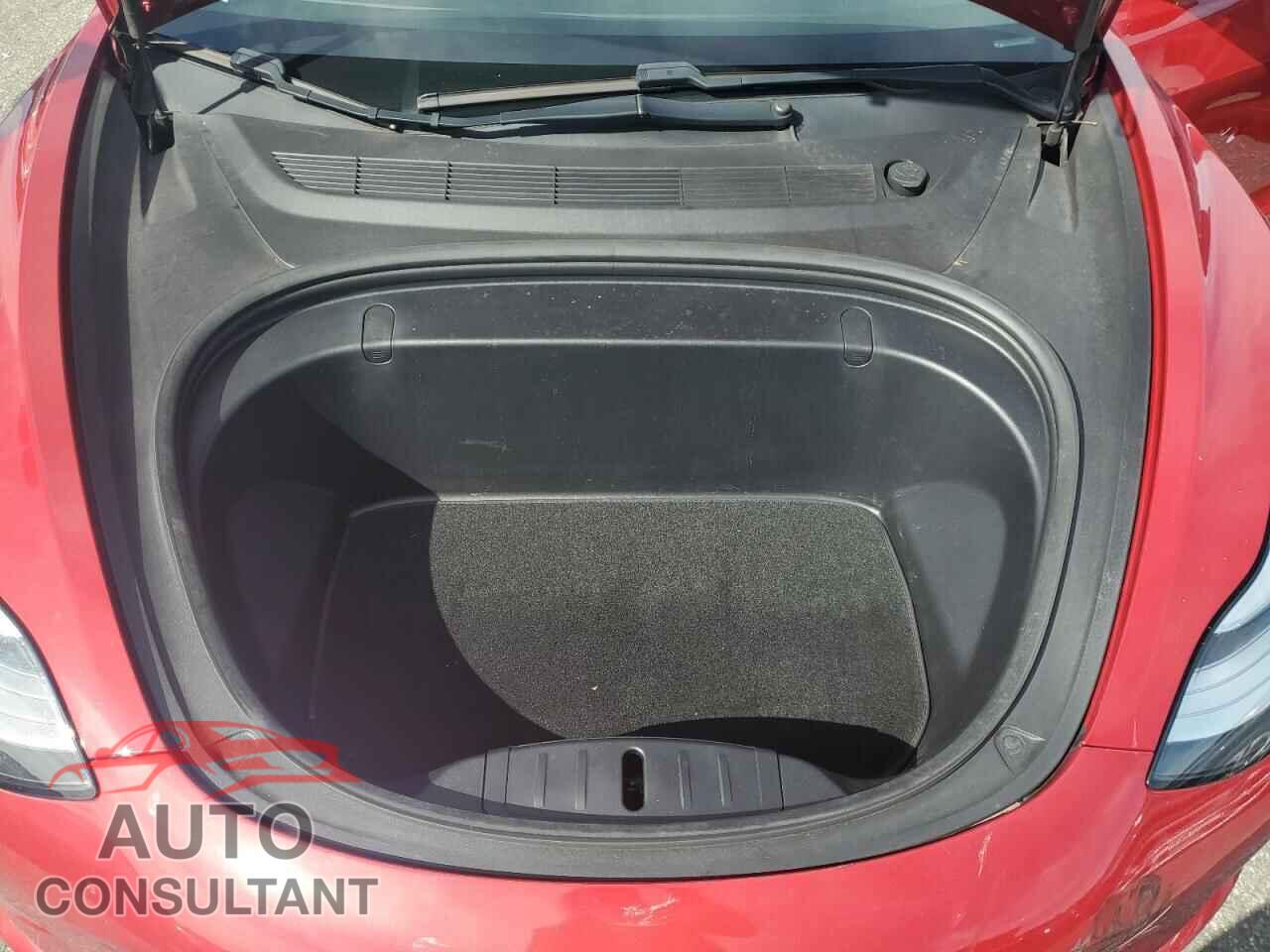 TESLA MODEL 3 2019 - 5YJ3E1EB7KF452353