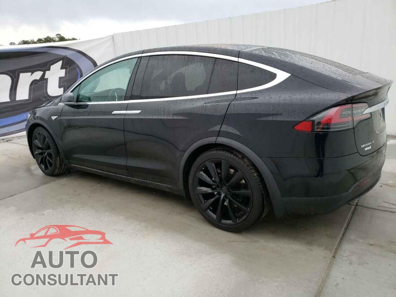 TESLA MODEL X 2016 - 5YJXCAE2XGF002792