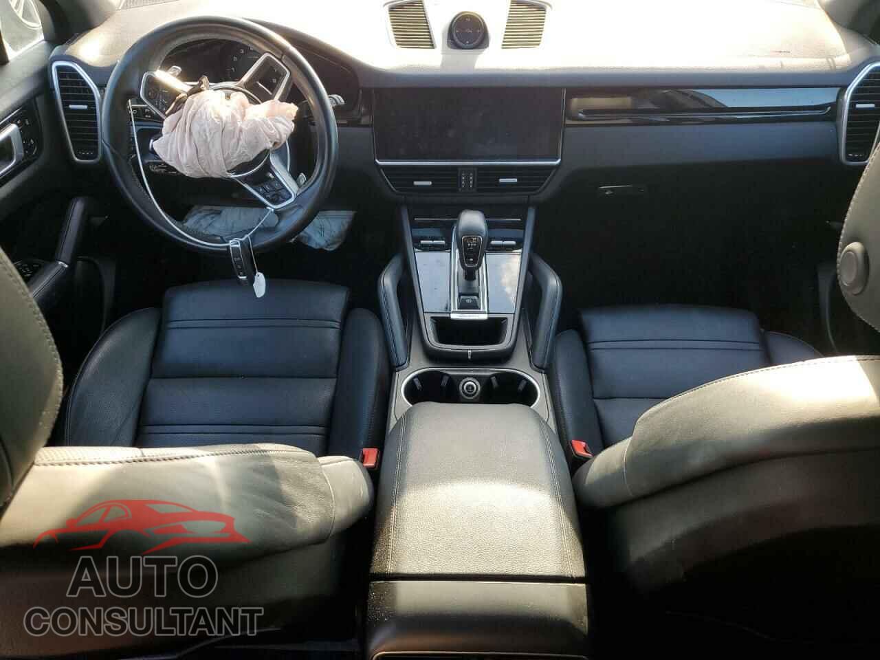 PORSCHE CAYENNE 2021 - WP1AA2AY2MDA08115