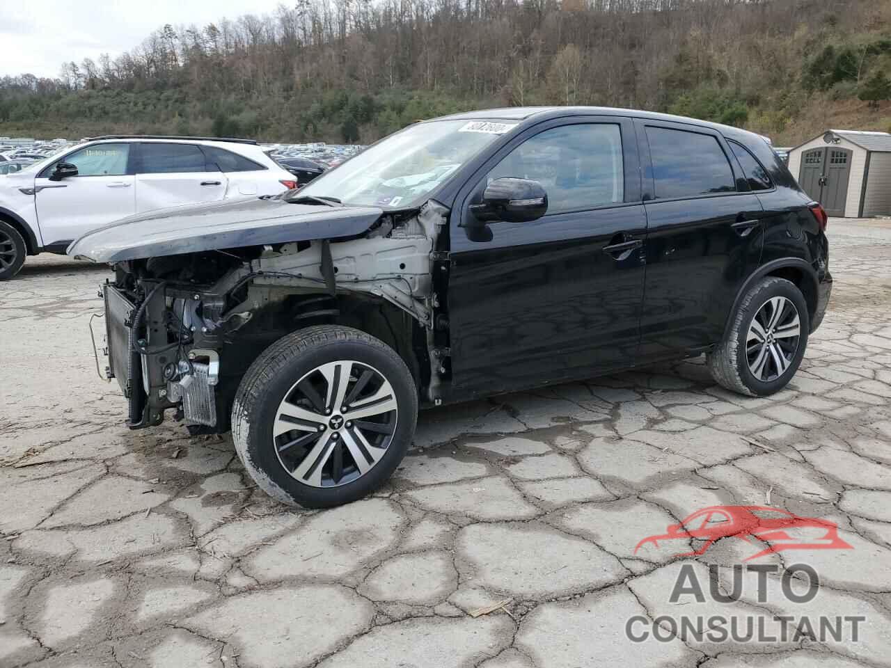 MITSUBISHI OUTLANDER 2022 - JA4ARUAU7NU012613