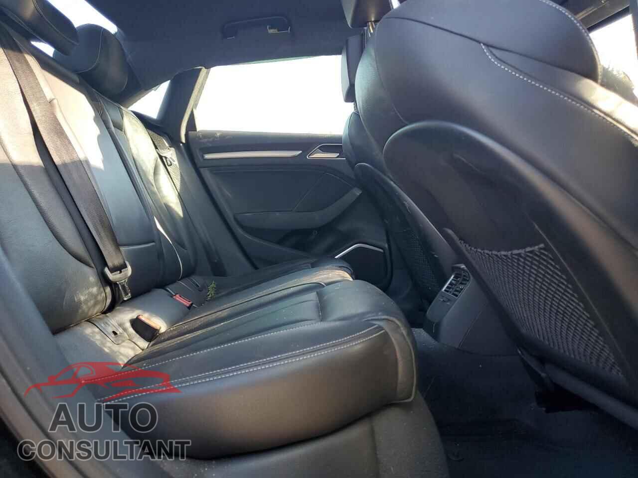 AUDI A3 2015 - WAUBFGFF7F1130496