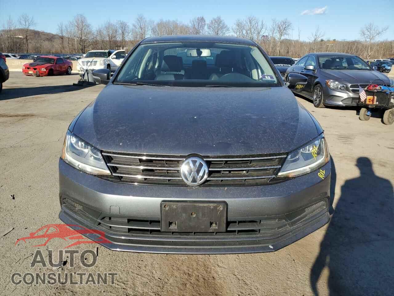 VOLKSWAGEN JETTA 2017 - 3VWDB7AJ7HM372906